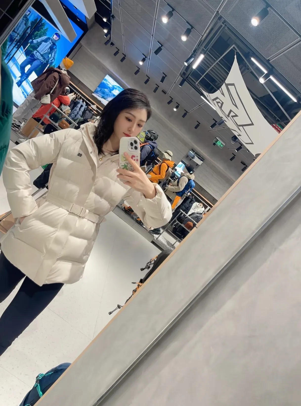 Upper body material picture KOLON SPORT/Kelon 26fw KOLON women's small waist laminated hooded mid-length down jacket
